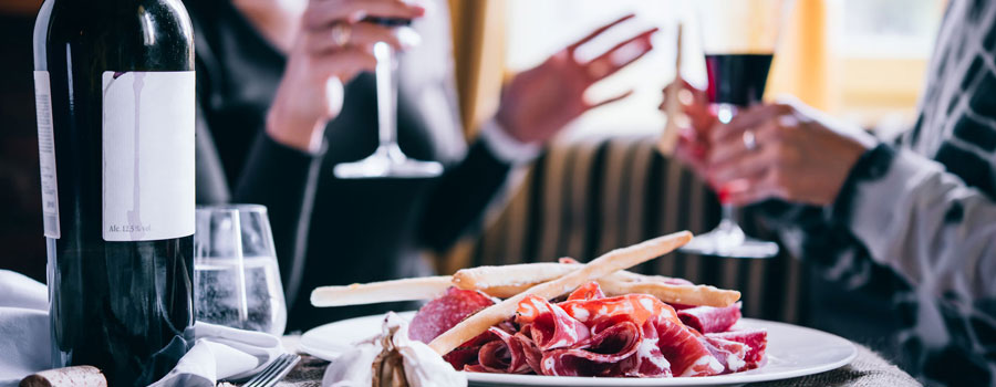 Aperitivos para acompañar el vino